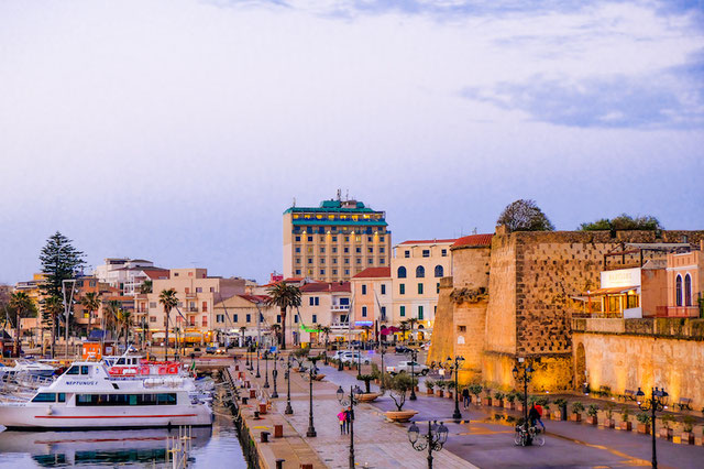 TOP 5 THINGS TO DO IN ALGHERO SARDINIA