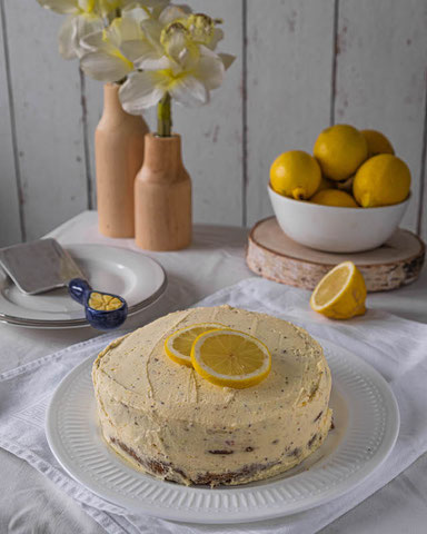 🇮🇹 Italian Mascarpone Ciambella Cream Cake Torta Della Nonna -  Passportcookbook - YouTube